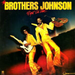 THE BROTHERS JOHNSON - Right On Time - Farvet Vinyl