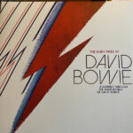 The Many Faces Of David Bowie - A Journey Through The Inner World Of David Bowie - 2LP - Farvet Vinyl