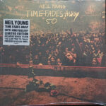 NEIL YOUNG - Time Fades Away 50th Aniversary - Farvet Vinyl